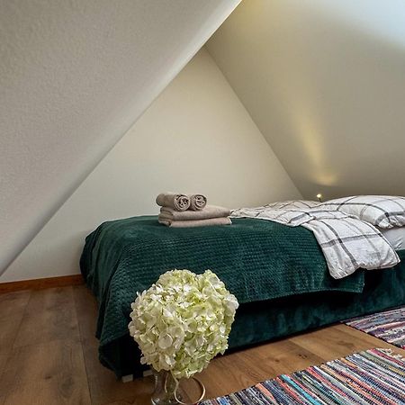 Apartamenty Komarno 46 Jacuzzi&Sauna Экстерьер фото