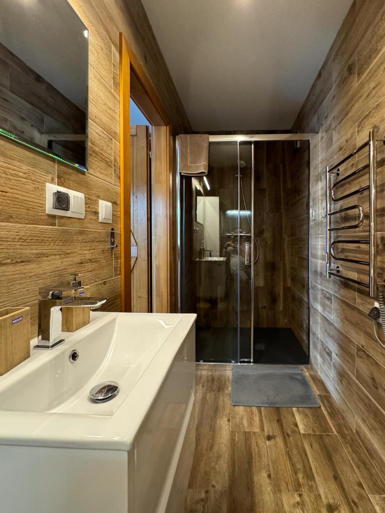 Apartamenty Komarno 46 Jacuzzi&Sauna Экстерьер фото