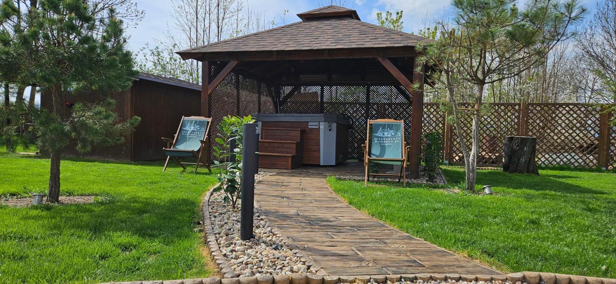 Apartamenty Komarno 46 Jacuzzi&Sauna Экстерьер фото